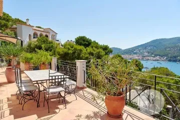 Luxury property for sale in Port d'Andratx: Impressive first-line views — photo 8