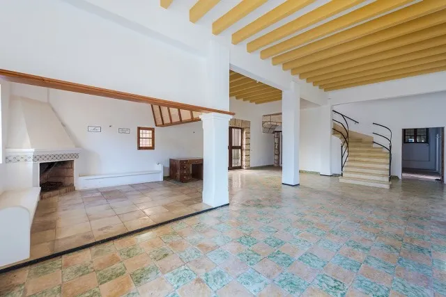 Enormous Mallorca country property with investment potential for sale in Llubí, Mallorca — photo 8