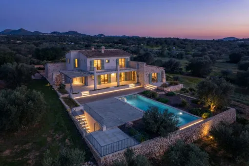 Santanyi, first-class new-build finca with pool and wonderful views near Santanyi — photo 1