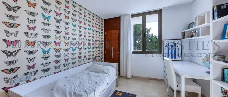 Modern villa in Nova Santa Ponsa with large plot and partial sea views — photo 11