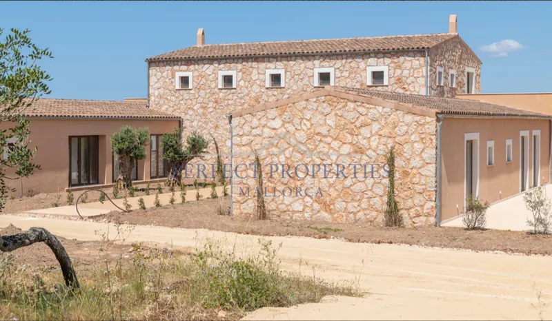One of the most beautiful fincas in our portfolio, dream location, beautiful panoramic view near Santanyi — photo 2