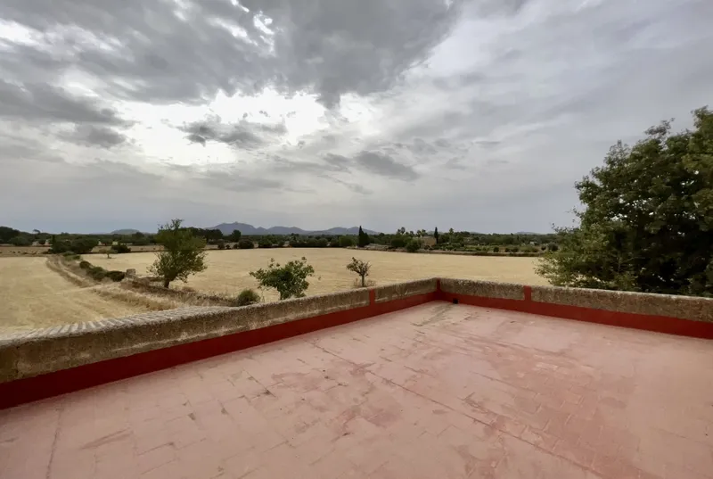 Rustic finca with agricultural outbuildings in Felanitx — photo 10