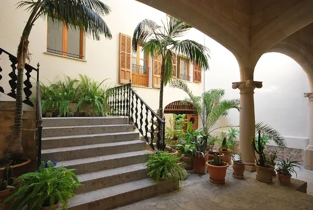 Stylish duplex apartment in Moorish townhouse in Fornalutx — photo 6