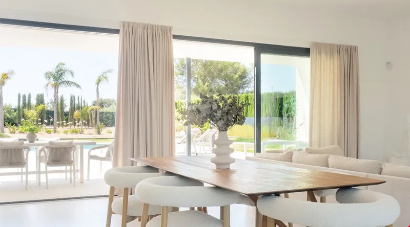 Contemporary single-storey villa for sale in Marratxi — photo 2