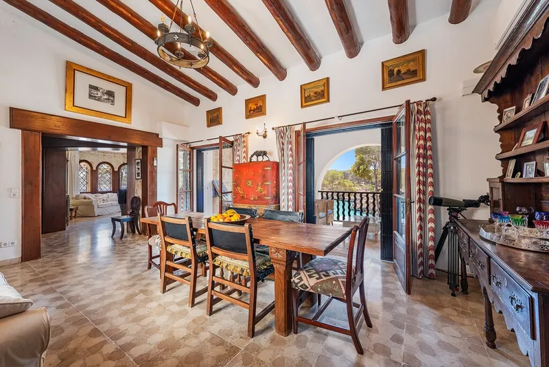 Quiet location country property for sale in Santanyi with mountain view and sea views — photo 8
