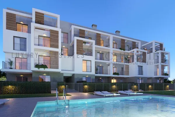 Modern new-build penthouse in Palmanova with private terrace in exclusive residential complex — photo 2