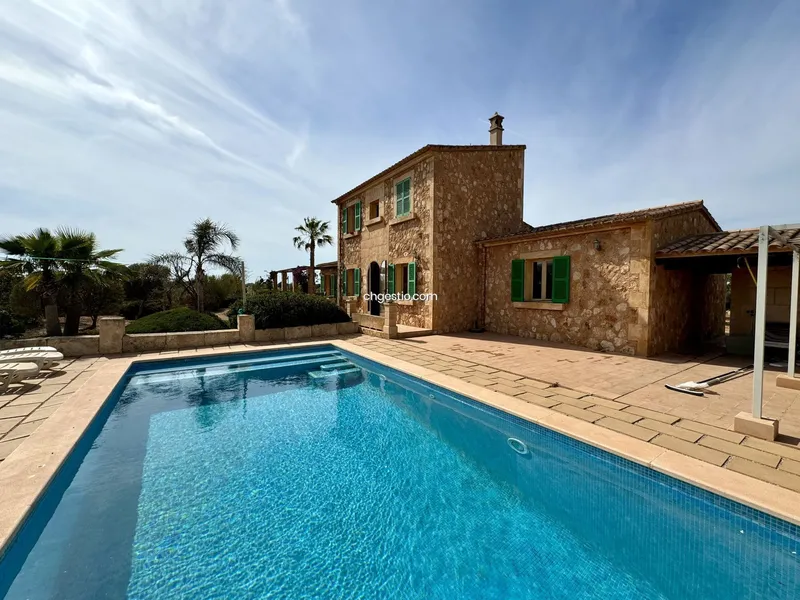 Rustic finca in Campos — photo 1