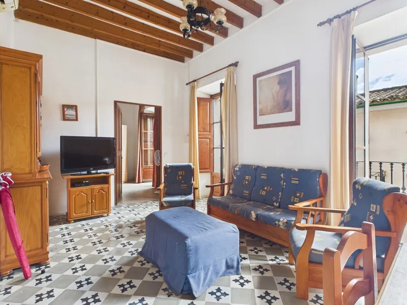 Charming House to Renovate with Pool and Garden in Lloseta — photo 5