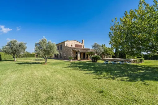 Binissalem, Charming renovated finca in traditional Mallorcan style, a few steps from the center of Binissalem available from August 2025 — photo 6