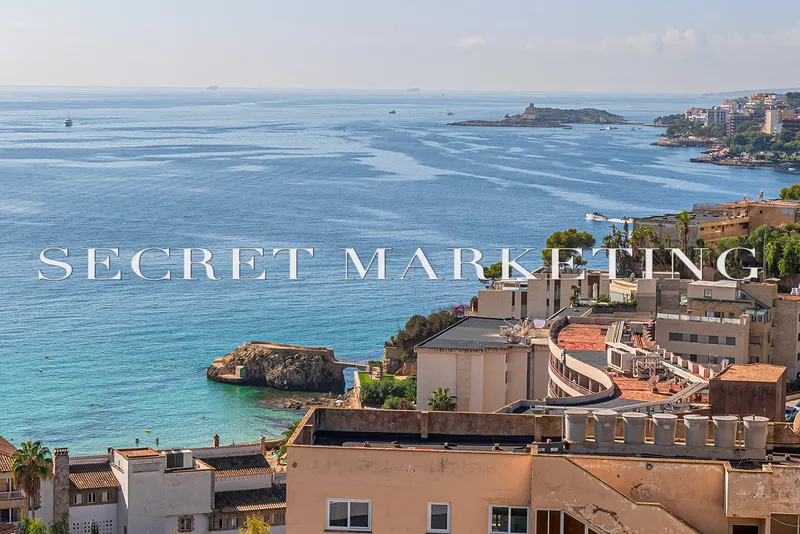 Luxury penthouse with sea views and private pool in Cala Mayor 1 — photo 1
