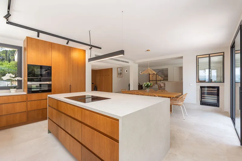 New-build villa with panoramic views and exclusive fittings — photo 7