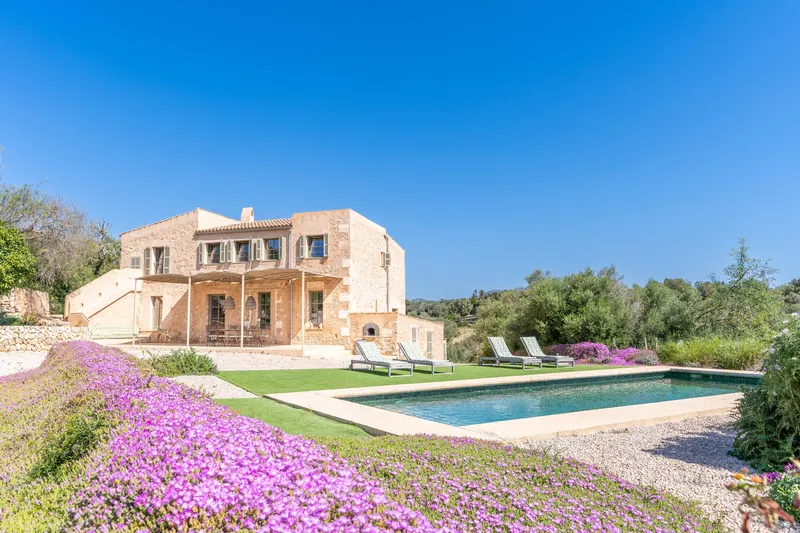 Unique finca in Manacor with stunning sea views — photo 10