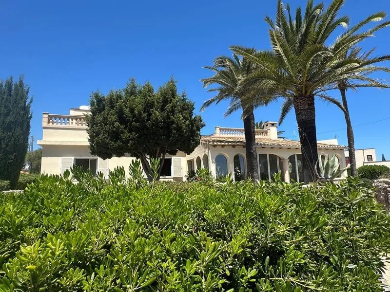 Villa with 5 bedrooms, 4 bathrooms, terrace and sea views for sale — photo 2