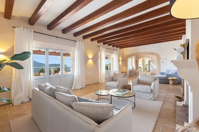 4-bedroom country-style villa for rent on 30,800 m² of land — photo 6