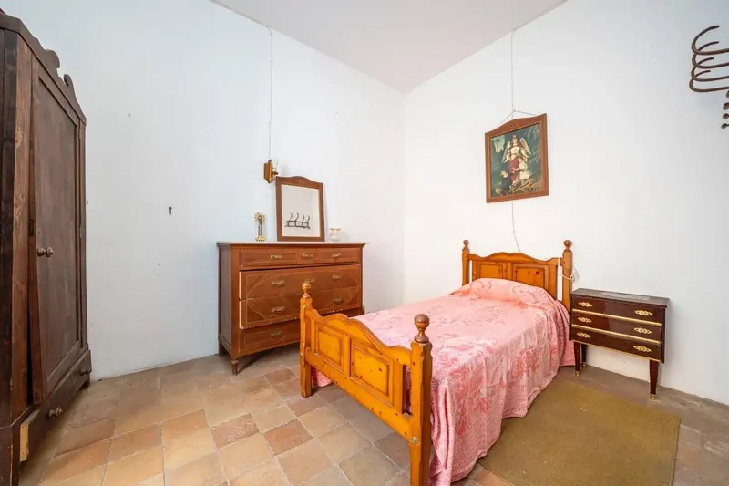 House for renovation for sale — photo 9