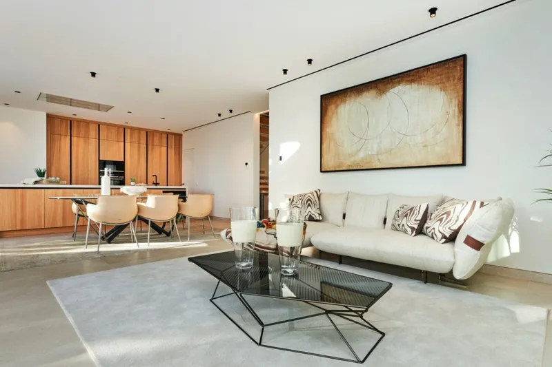 Contemporary four-bedroom luxury villa for sale in Bonanova, Palma — photo 2