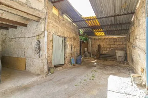 House — photo 2