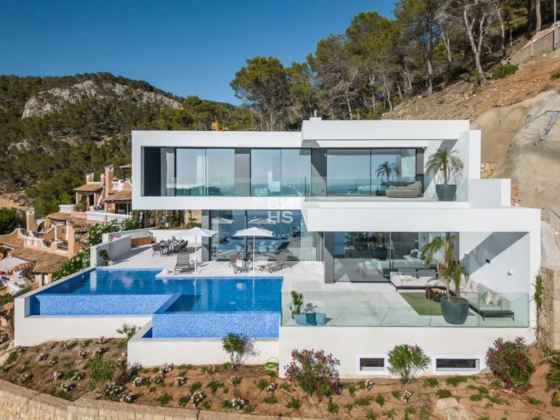Villa for sale in Cala Llamp — photo 2