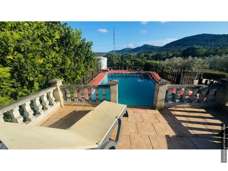 Rural house rental on Rafa Nadal s/n — photo 1