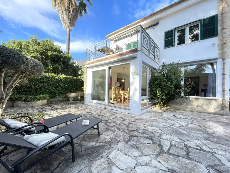 Villa of 200 square meters built in the quiet area of Son Bauló a short distance from the beach. Located in a very quiet area — photo 1