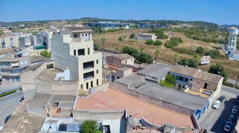 491m² multi-family house with roof terrace for sale; shell construction — photo 3