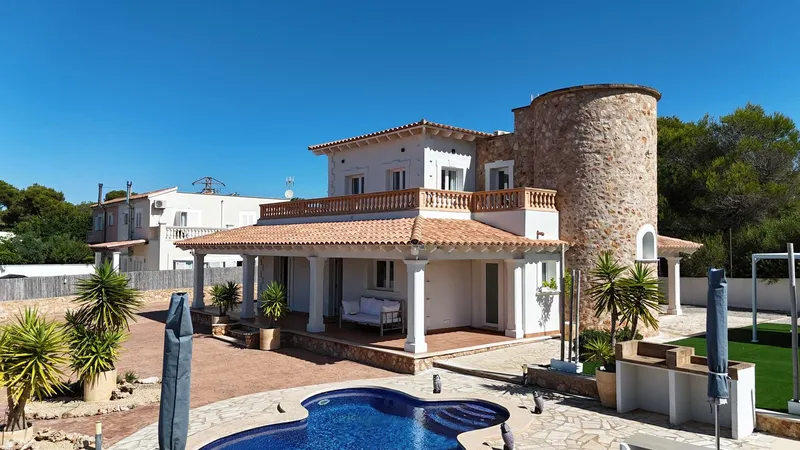 A Place for Special Moments – Chalet with Ocean Views in Cala Pi — photo 3