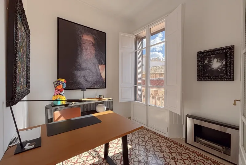 Exclusive apartment with lots of character in Palma — photo 4