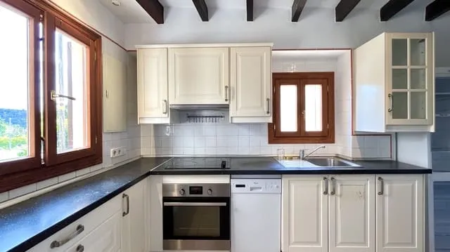 Townhouse for rent in Mancor de la Vall, Mallorca — photo 2
