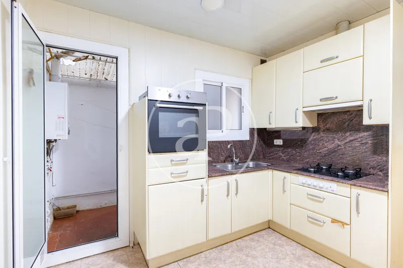 Apartment for rent on Calle Sant Gervasi de Cassoles — photo 5