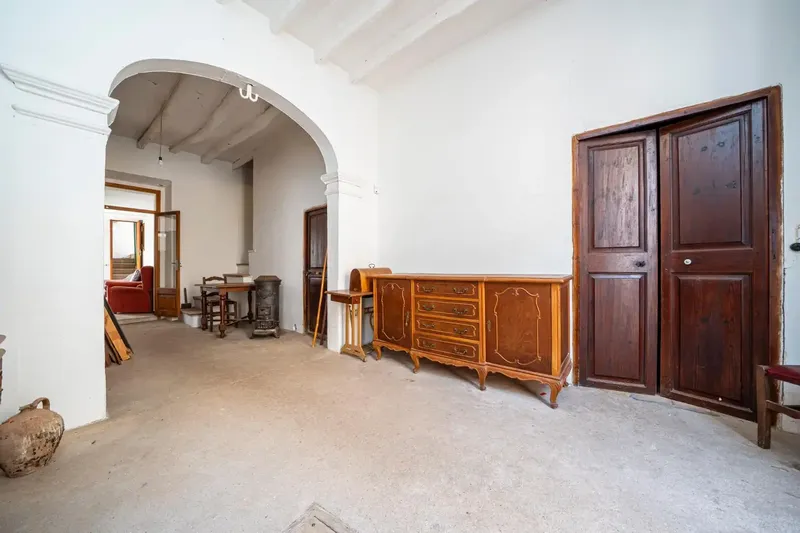 House for renovation for sale — photo 3
