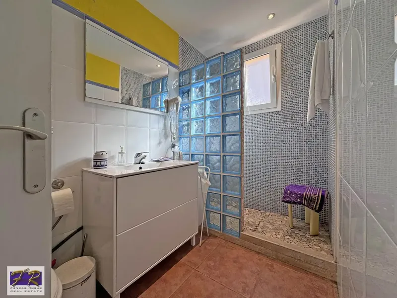 Fantastic Opportunity in Puerto de Alcudia: Exclusive Apartment Steps from the Beach — photo 10