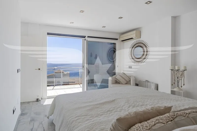 Cala Pi penthouse with large terrace and sea views — photo 7