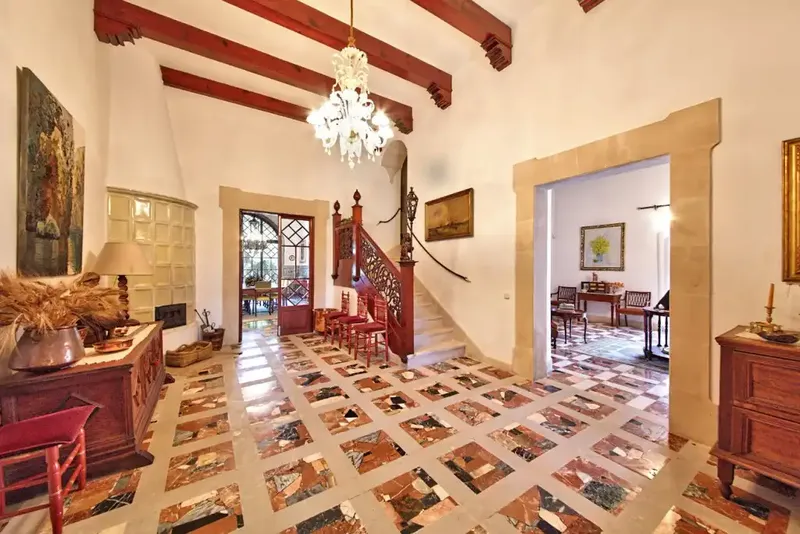 This spectacular rustic finca dating from the 17th century is located on a huge plot of more than 400,000 m2 between Montuïri and Vilafranca de Bonany — photo 7