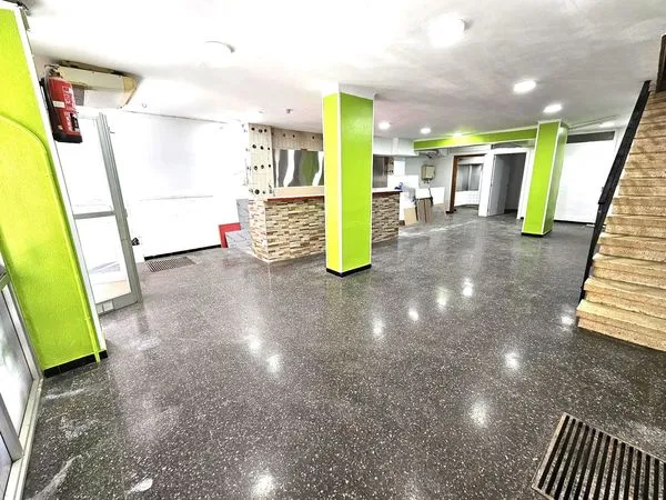 Premises on Calle de Femenies, Camp d'En Serralta — photo 1