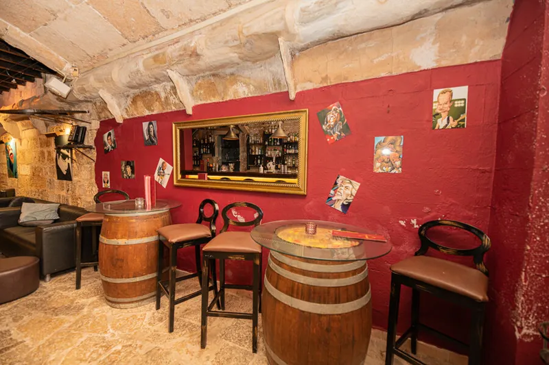 Successful Established Restaurant in a Fantastic Location — photo 3