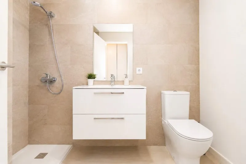 102 m² apartment with 3 rooms, 2 bathrooms and pool for sale — photo 10