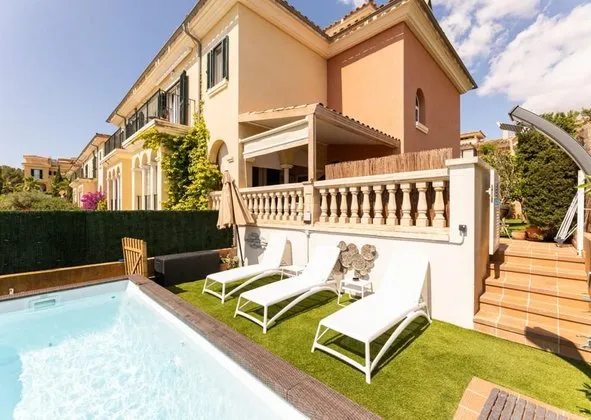 Semi-detached house in Son Xigala, Palma de Mallorca — photo 1