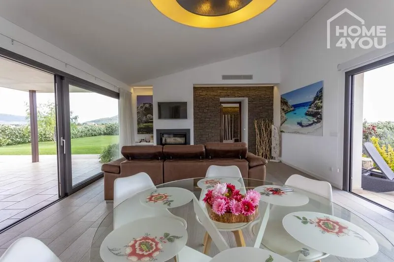 24,379 m² finca with 4 bedrooms, pool and guest house for sale — photo 6