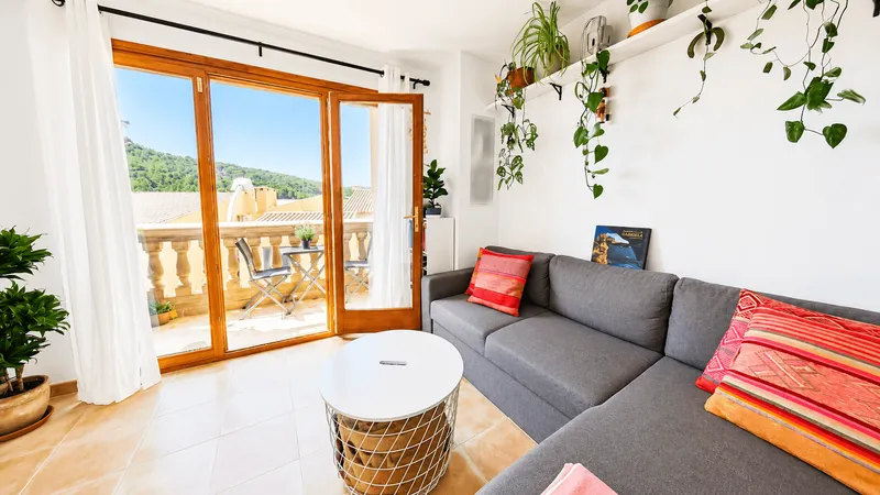 A blend of historic charm and a seaside spirit—your retreat in Capdepera — photo 5