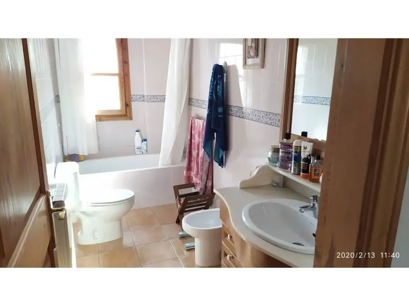 Country house with character, fully legal — photo 9