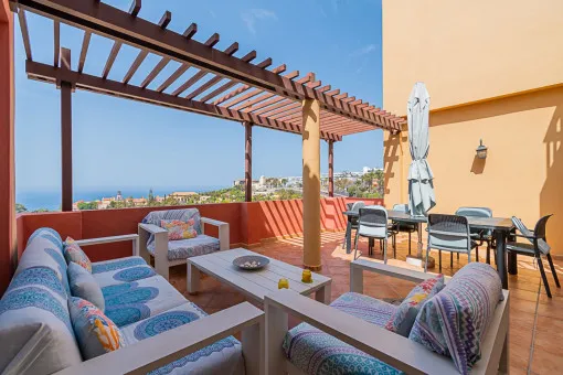 Bendinat , Penthouse with unique views to the Playa del Duque — photo 1