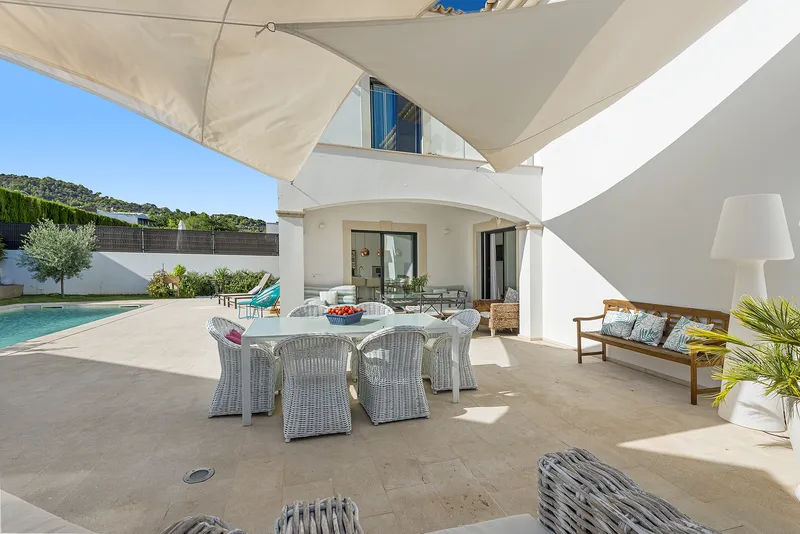 Villa in Palma - Spacious pool terrace — photo 1