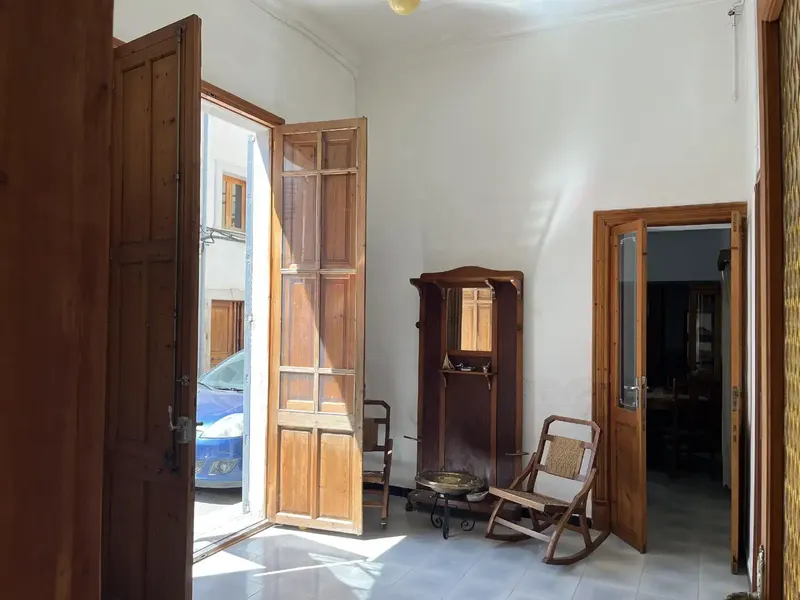 Charming village house for sale in Santa Margalida, Mallorca. A property with character, spacious rooms and enormous potential for cr — photo 4