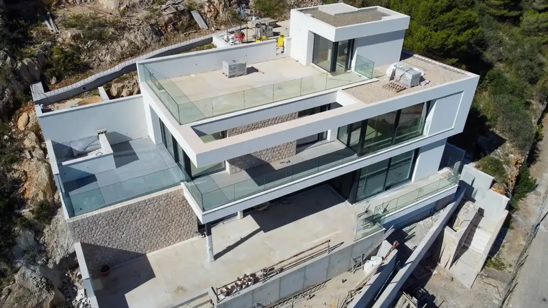 For sale this modern chalet under construction, near completion, of a unique style, with impressive sea and mountain views — photo 5