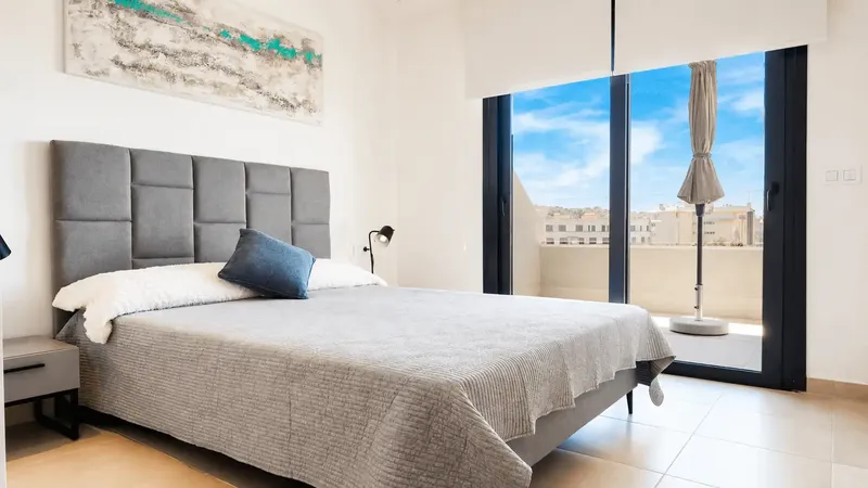 Modern home in an exclusive location: almost like a brand-new home. — photo 7