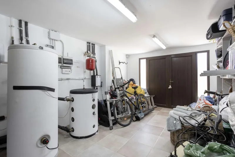 Villa for sale near the beach in Santa Ponsa — photo 3