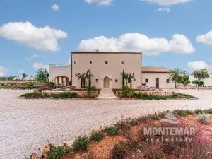 Luxurious Finca near Es Trenc Beach with Guest House for Sale — photo 2