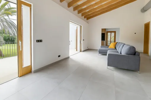 Pollensa, modernized finca with mountain views, pool and rental license, near the old town of Pollensa — photo 4
