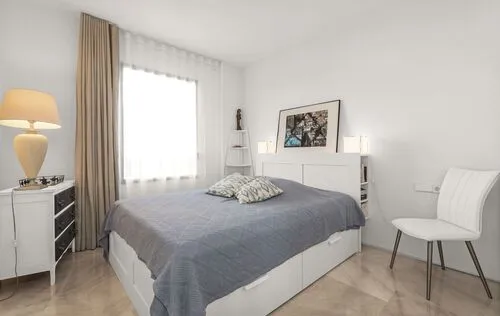 3 Bedrooms in La Bonanova — photo 9