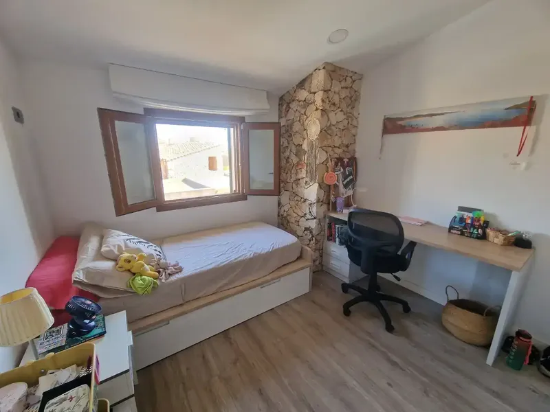 Encantadora casa pareada unifamiliar situada en una tranquila calle de Pòrtol, en un entorno residencial y agradable. — photo 7